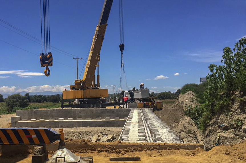 Avanza construcción de acceso a autopista Puebla-Tlaxcala en Zacatelco