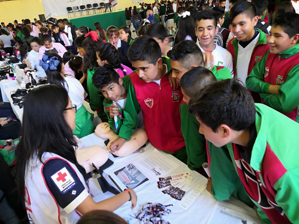Participan más de 400 jóvenes de Ixtacuixtla en campaña de servicios integrales