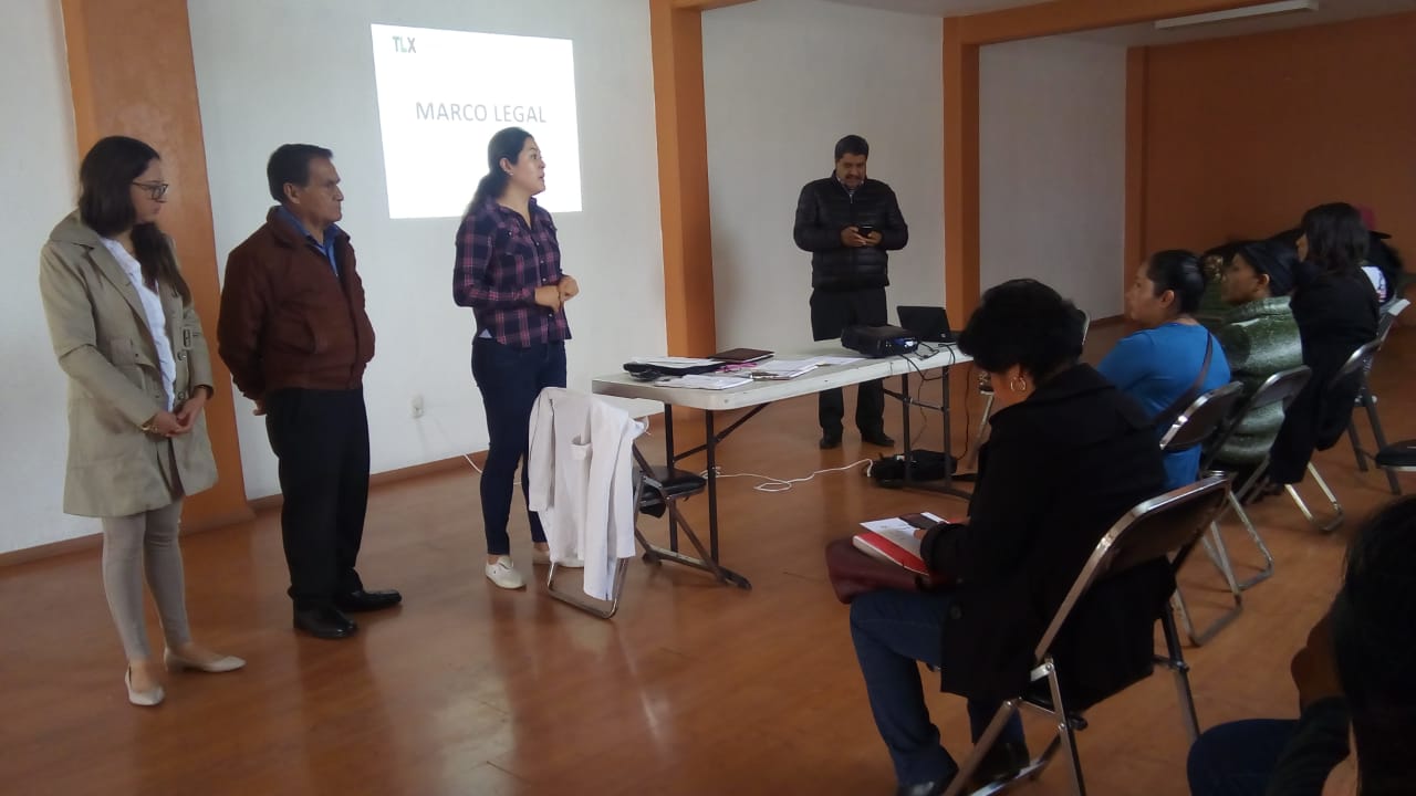Capacita SMDIF de Tlaxcala a comités de desayunos escolares