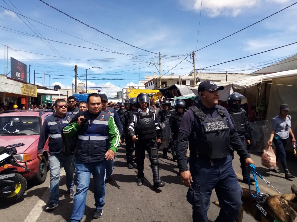 Realizan oprativo de ambulantaje en Apizaco
