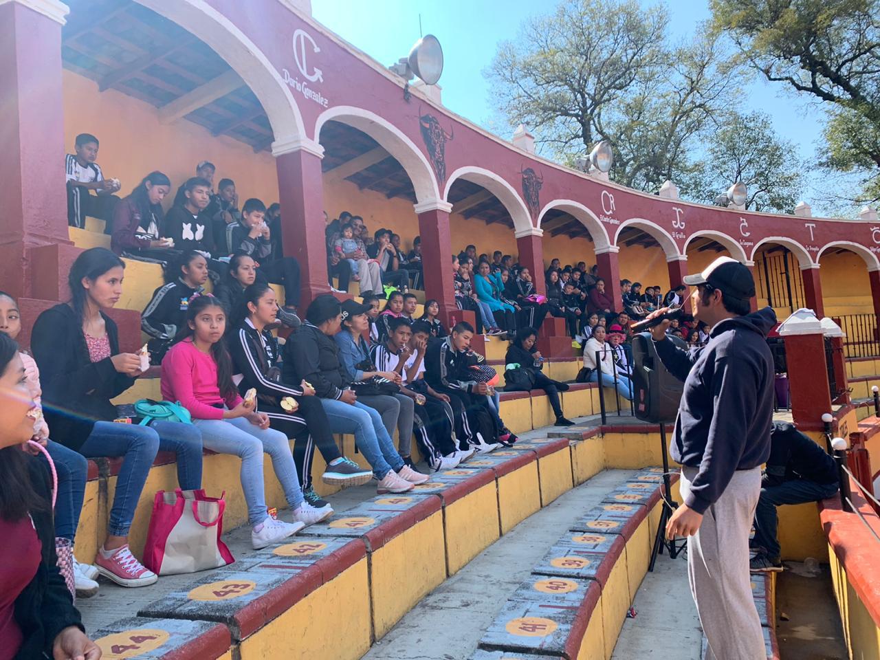 Visitan estudiantes Plaza de Toros Jorge Aguilar “El Ranchero”