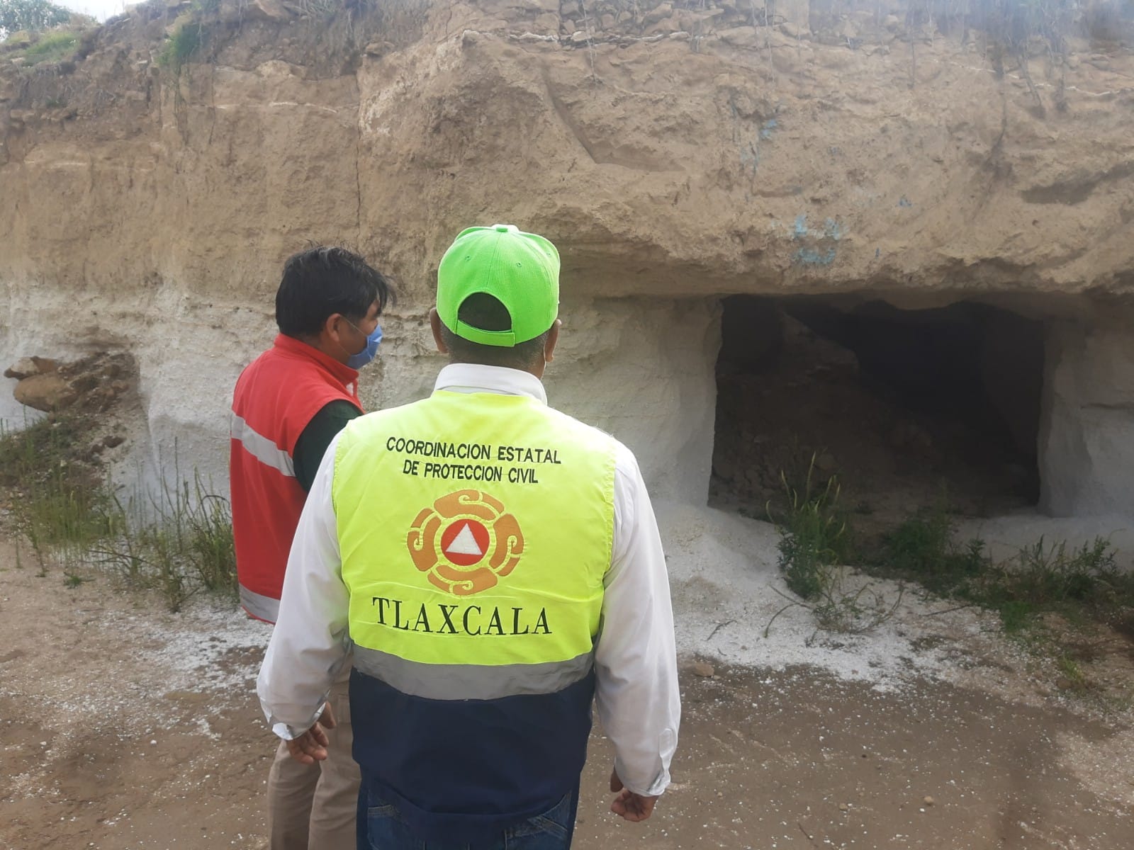 Hundimiento de terreno en Xaloztoc, sin riesgo: CEPC
