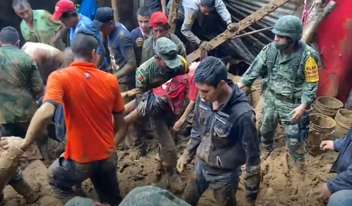 Ejército Mexicano aplica Plan DN-III-E  y rescata a un menor con vida en Xalapa, Ver.