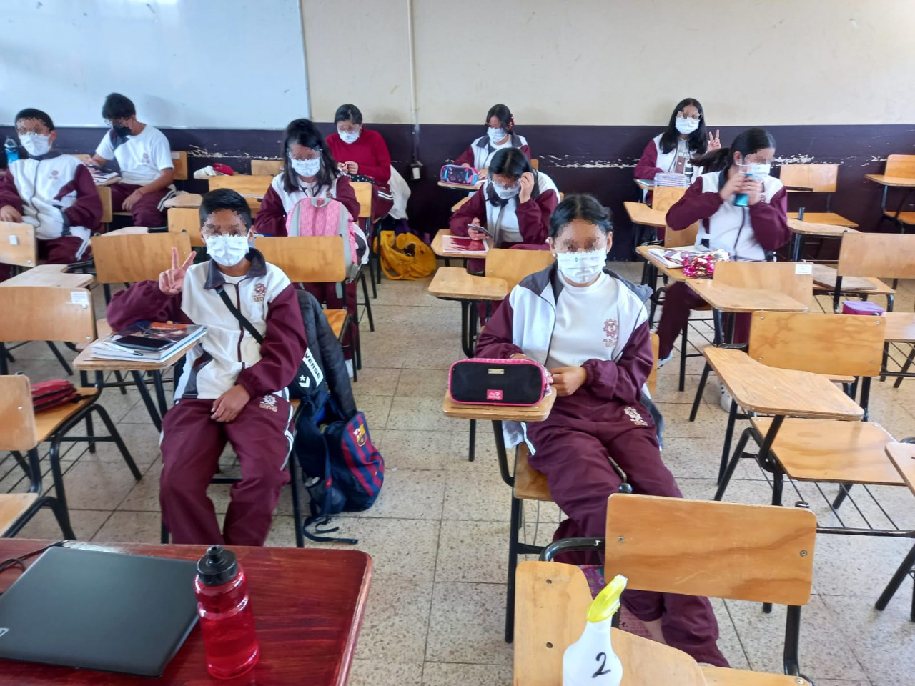 Entrega Sepe-Uset kits de limpieza a escuelas públicas