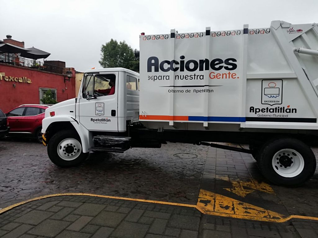 Rehabilita gobierno de Ángelo Gutiérrez camión recolector que estaba abandonado