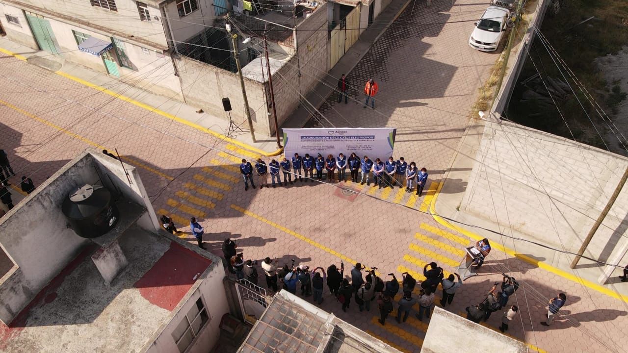 Cumple Pablo Badillo con ciudadanos de Loma Florida al inaugurar obras