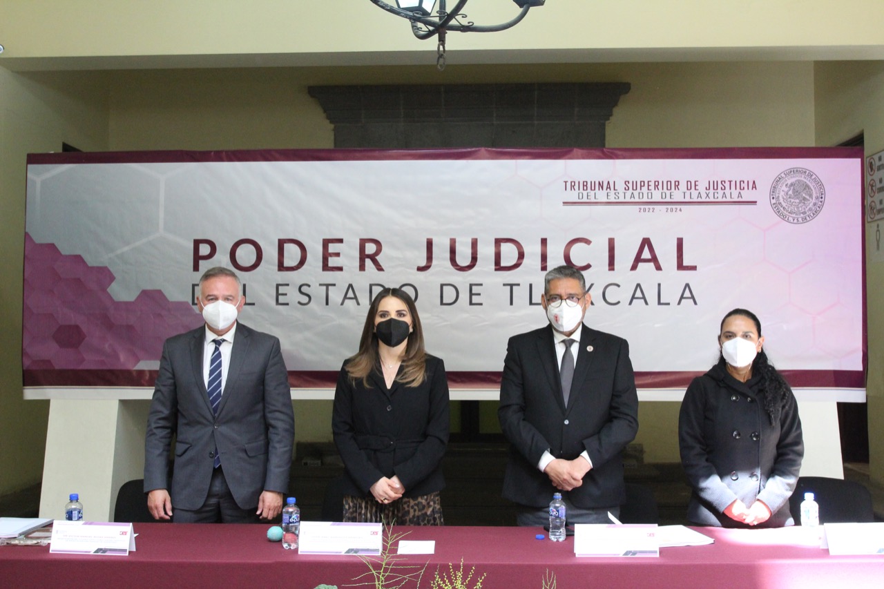 Presentan el TSJ y la UATx “Diagnóstico de Competencias Argumentativas de los Jueces del Poder Judicial” 