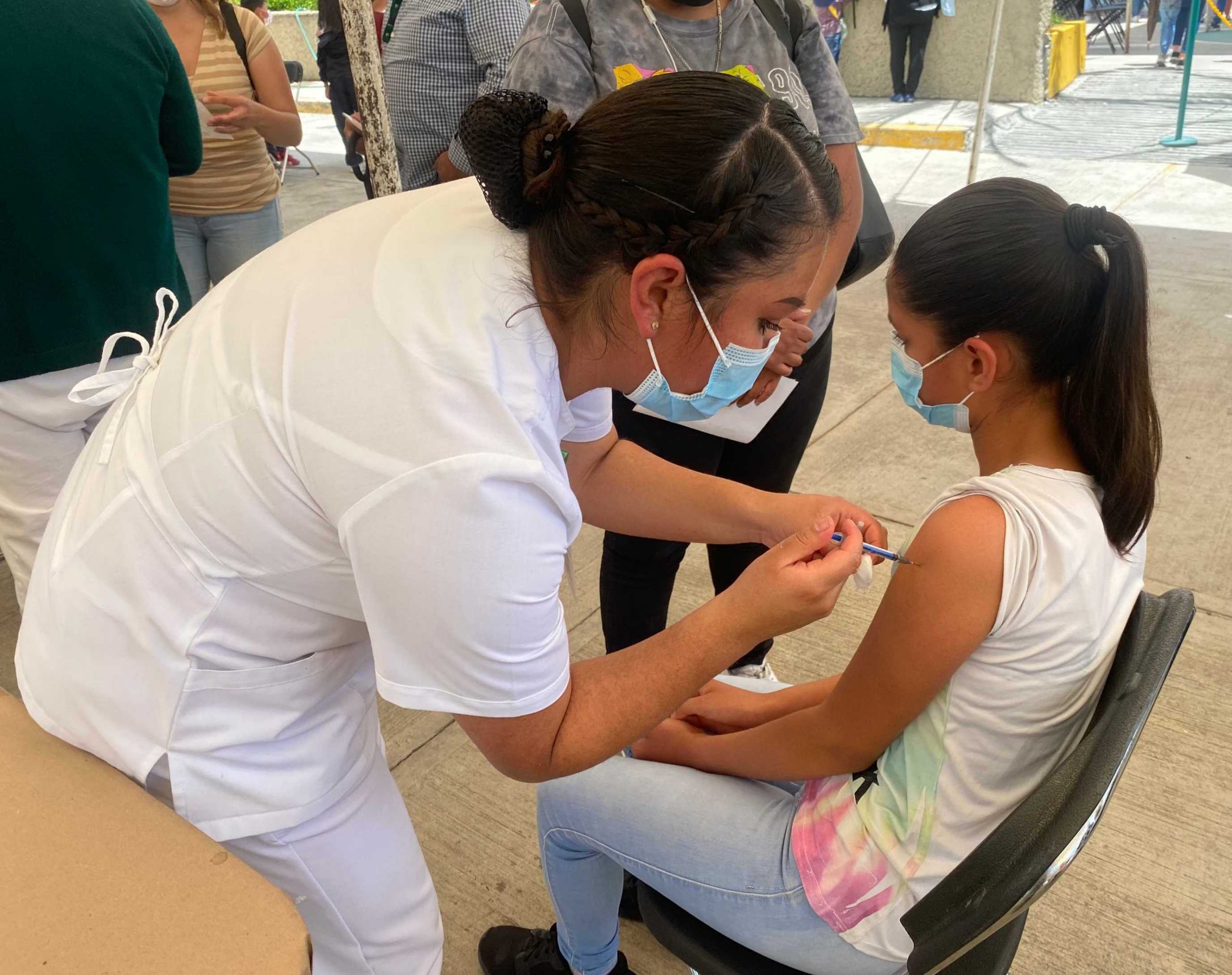 Aplicó IMSS más de 9 mil vacunas contra Covid a menores en Apizaco