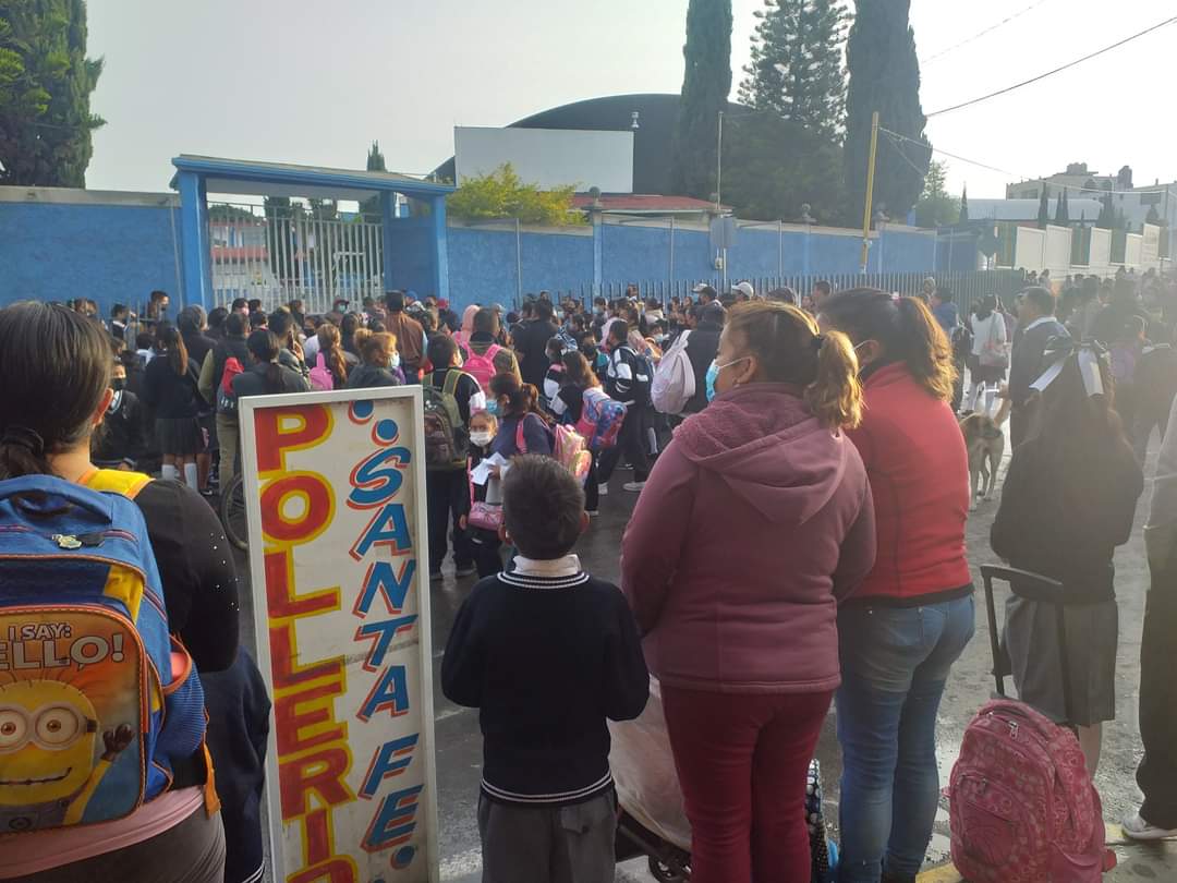 Cierran escuela en Teolocholco por inconformidades