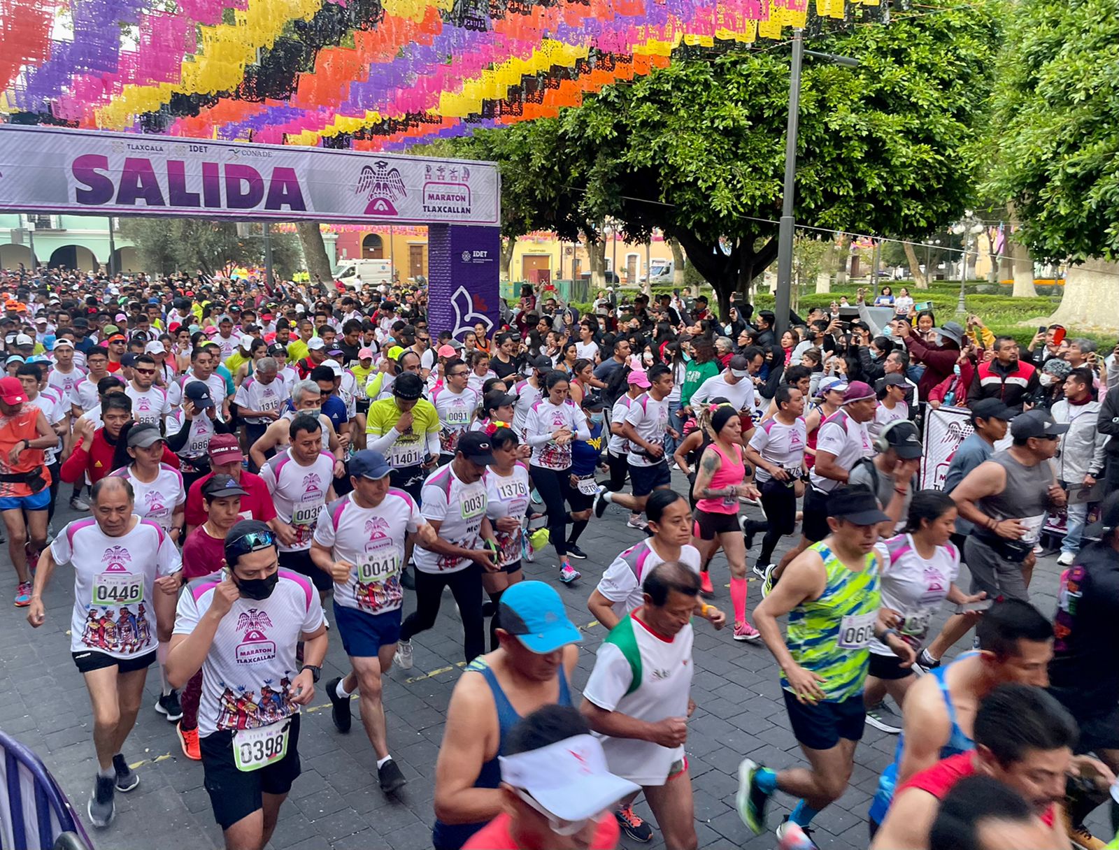 Participaron más de 2 mil corredores en medio maratón Tlaxcallan