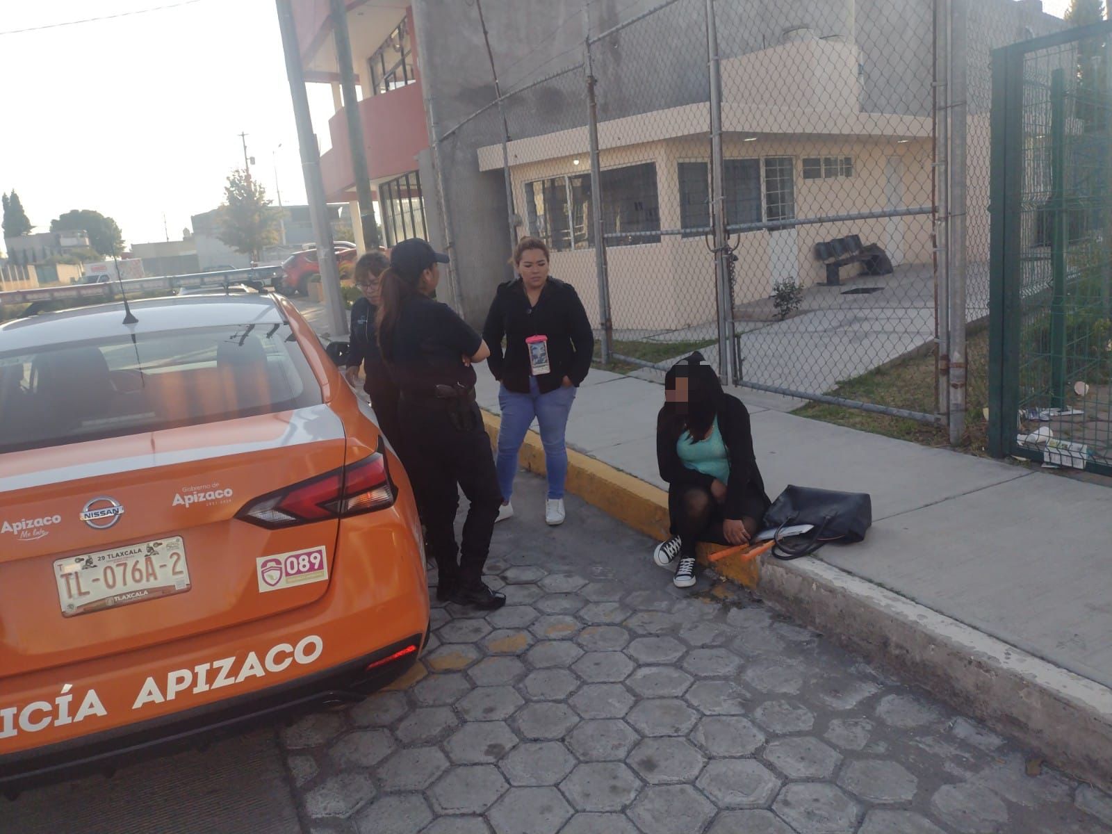 Atiende Escuadrón Naranja de Apizaco a mujer víctima de violencia