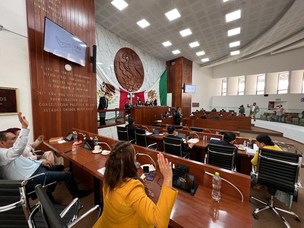 Crean Comisión Especial para atender solicitud de juicio político contra alcaldesa de Ayometla