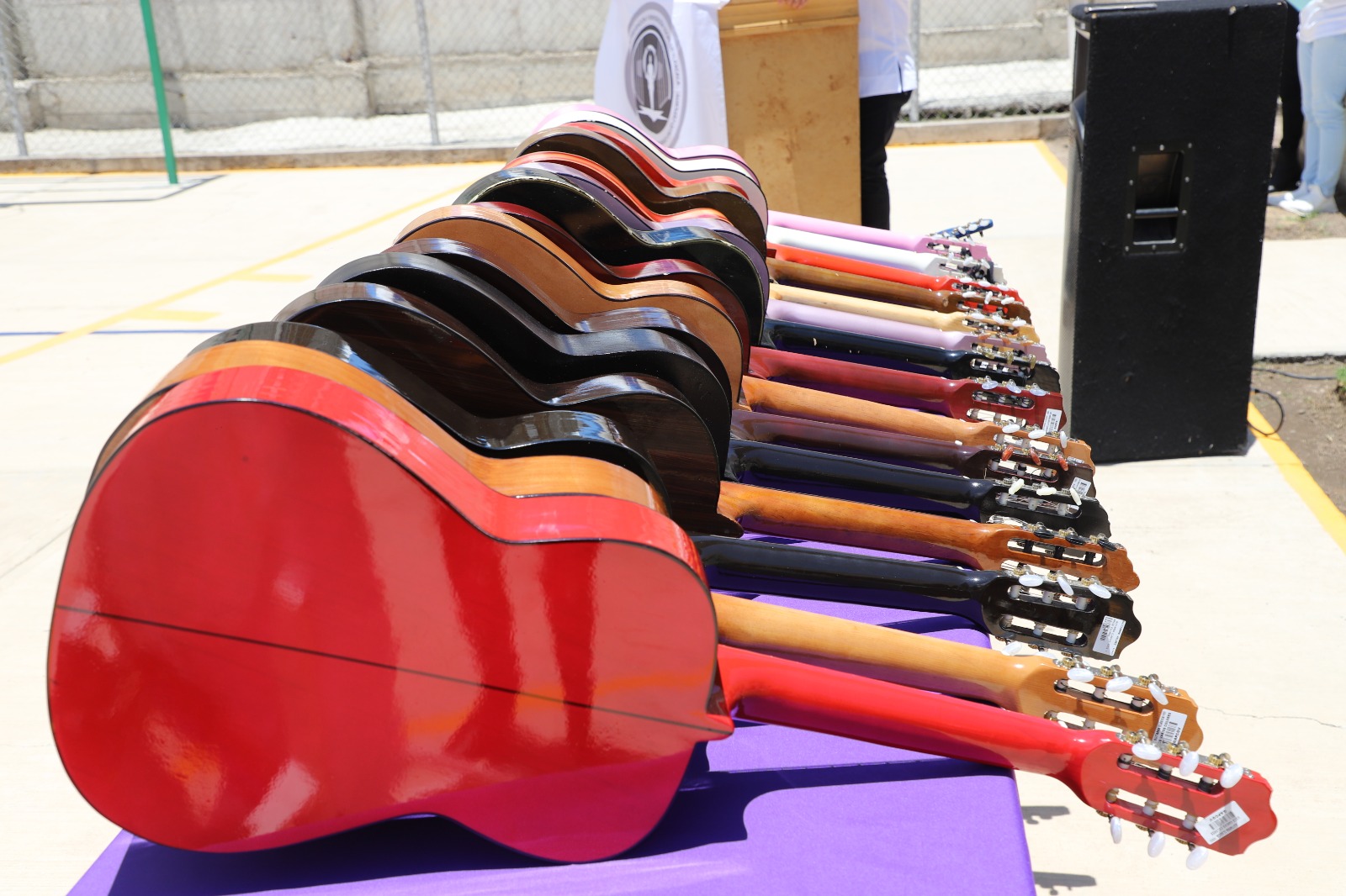 Recibe Cereso Femenil donación de instrumentos musicales
