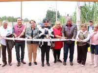 Entrega Maribel Pérez Arenas obras de beneficio en Ocotlán y Tepehitec