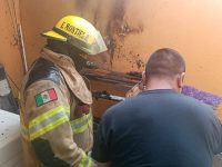 Brindan elementos de seguridad atención a incidente con tanque de gas en vivienda de Colonia Volcanes