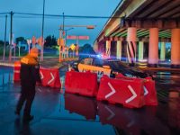 Policía capitalina brinda abanderamiento en el Libramiento Tlaxcala por competencia de Ciclismo