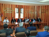 Entrega Rector primer ejemplar de “El Faro”, órgano de difusión de la UATx