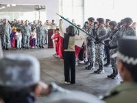 Niñas y niños del curso de verano del Ayto. capitalino conviven con GN y FGR