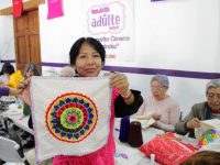 Blanca Angulo invita a abuelitos chiautempenses a disfrutar servicios que ofrece el gobierno municipal