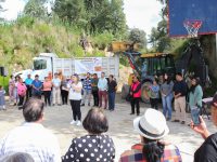 Blanca Angulo arranca obras en calles de Tlalcuapan y Xaxala