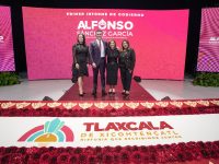 Reúne ASG a los tres poderes y a la clase política estatal y nacional en su primer informe