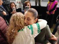Marcela González acompaña a la presidenta Claudia Sheinbaum, en su primer informe de Gobierno en Tlaxcala