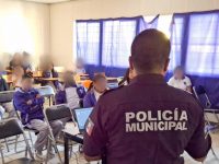 Impulsa la policía municipal de Tlaxcala cultura de prevención con plática sobre autocuidado entre estudiantes