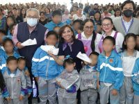 Invierte gobierno estatal 18 mdp en uniformes para educación básica y bachillerato