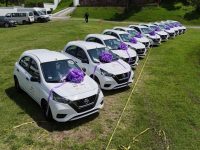 LCC reconoce al magisterio tlaxcalteca con la entrega de 36 automóviles